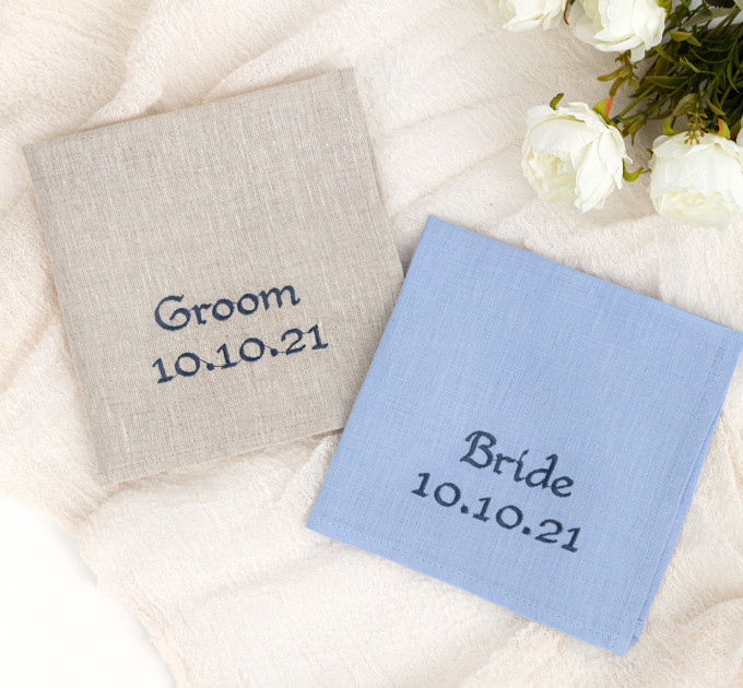 Wedding Save the Date handkerchief, Something Blue for Bride, Groom hankie, Wedding date hankerchief, Embroidered wedding handkerchief linen